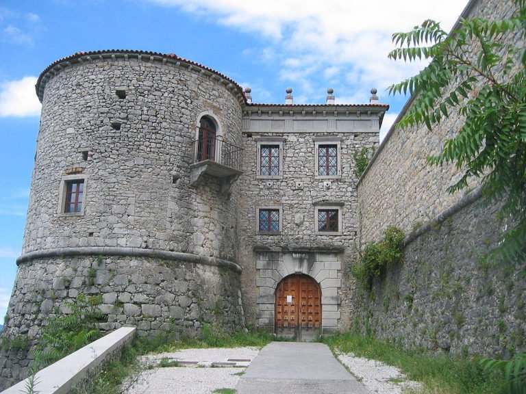 Grad Rihemberk