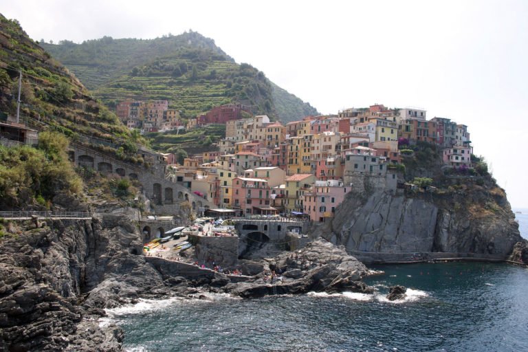Cinque Terre – idilične vasice ob strmi klifni obali (It)