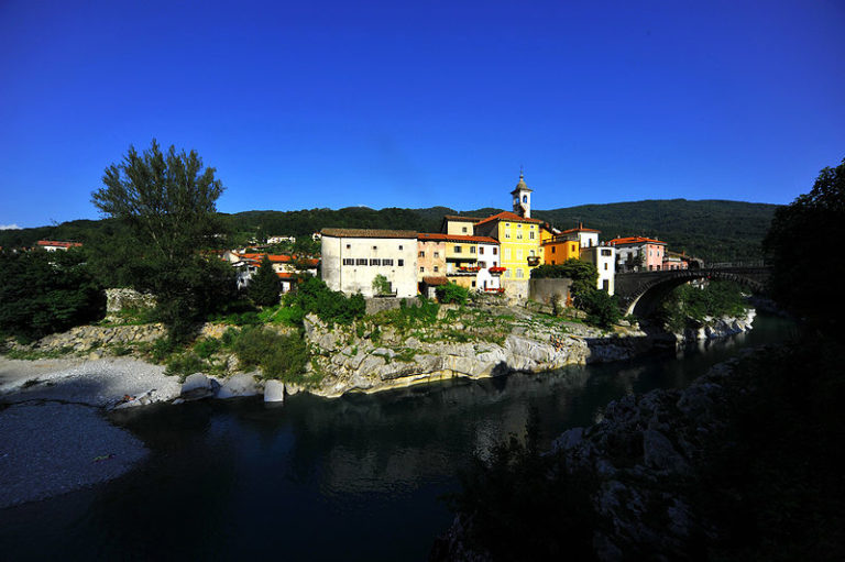 800px Kanal ob Soci 17072009 66