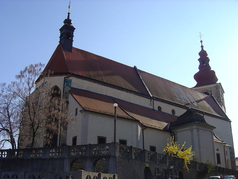 800px Ptuj church