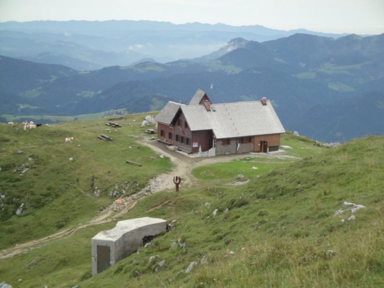 krekova koca na ratitovcu foto ales glavnik 6