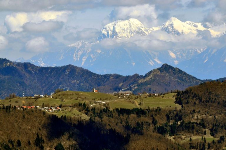 planina pogled na kamniske
