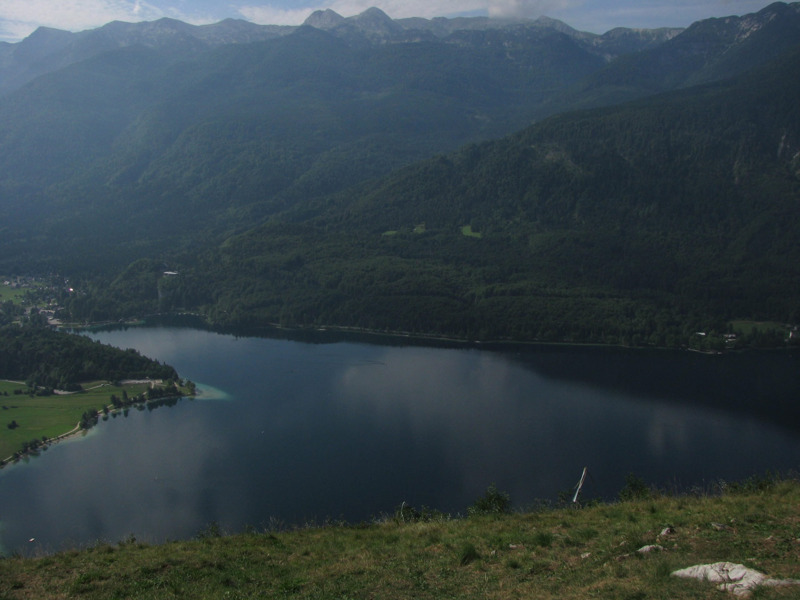 Vogar - pogled na Bohinjsko jezero in Triglav