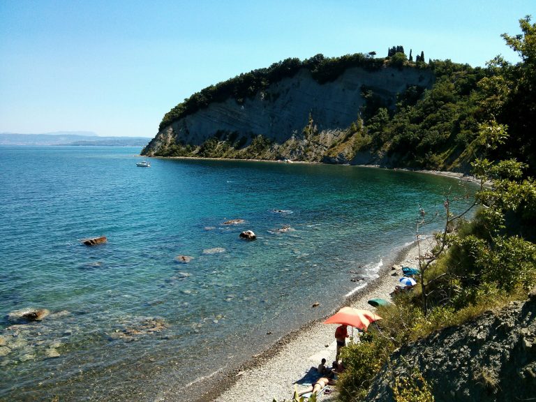 Mesečev zaliv